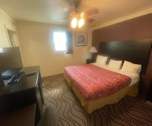 Photo 5 - Relax Inn