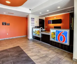 Photo 3 - Motel 6 Allentown, PA
