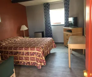 Photo 3 - Valley Motel