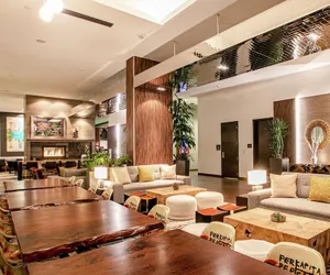 Photo 3 - Hilton Garden Inn Seattle Downtown