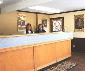Photo 3 - City Center Motel