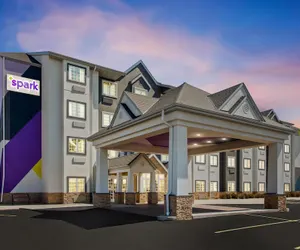 Photo 2 - Spark by Hilton Rochester South