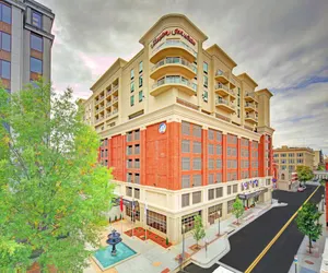 Photo 2 - Hampton Inn & Suites Roanoke-Downtown
