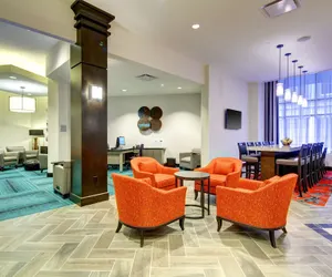 Photo 4 - Hampton Inn & Suites Roanoke-Downtown