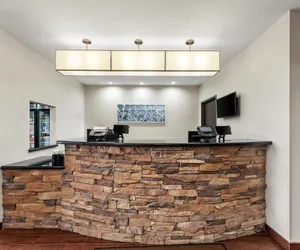 Photo 3 - MainStay Suites Lufkin