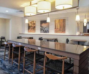 Photo 3 - Fairfield Inn & Suites by Marriott Santa Cruz, CA
