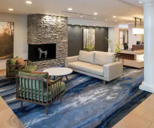 Photo 2 - Fairfield Inn & Suites by Marriott Santa Cruz, CA