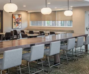 Photo 4 - Residence Inn by Marriott Houston City Place