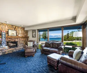 Photo 3 - Pine Grove Resort