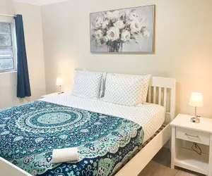 Photo 2 - Sunny Isles Apartments