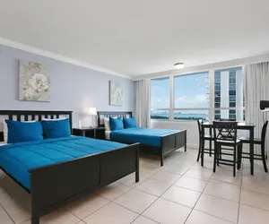 Photo 5 - Castle Beach Suites by MiaRentals