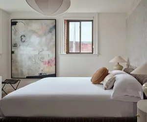 Photo 3 - The Bow Hotel