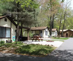 Photo 2 - Hemlock Campground And Cottages