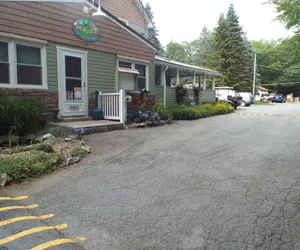 Photo 3 - Hemlock Campground And Cottages