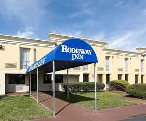 Photo 2 - Rodeway Inn Joint Base Andrews Area