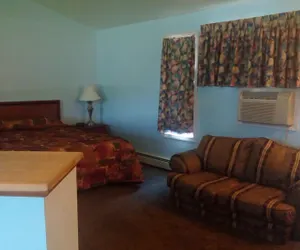 Photo 3 - Sunrise Motel