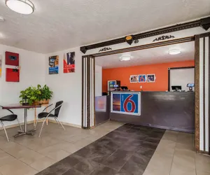 Photo 4 - Motel 6 Attalla, AL