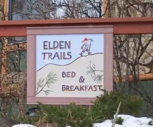 Photo 2 - Elden Trails Bed and Breakfast