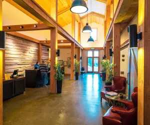 Photo 3 - Rush Creek Lodge and Spa at Yosemite