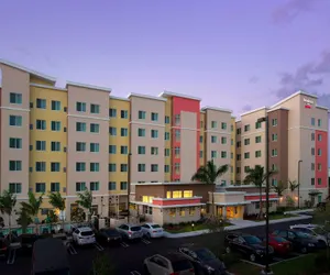 Photo 2 - Residence Inn Miami Airport West/Doral