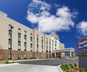 Photo 2 - Hampton Inn & Suites Claremore