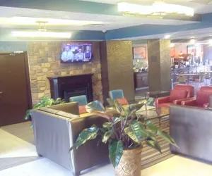 Photo 5 - Best Western Plus Gallup Inn & Suites