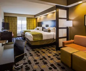 Photo 4 - Best Western Premier University Inn