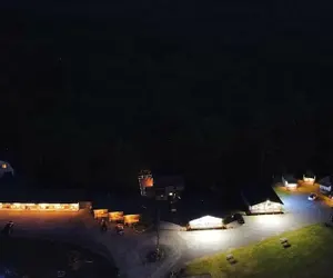 Photo 2 - Countryside Inn