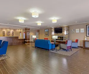 Photo 4 - Comfort Inn & Suites Lynchburg Airport - University Area