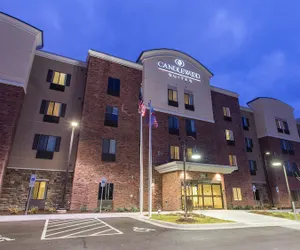 Photo 2 - Candlewood Suites : Overland Park - W 135th St, an IHG Hotel