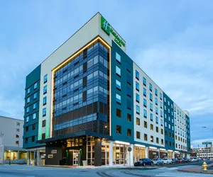 Photo 2 - Holiday Inn Hotel & Suites Chattanooga Downtown, an IHG Hotel