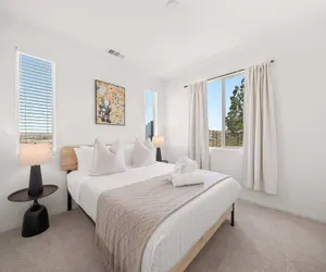 Photo 5 - @ Marbella Lane - Curated 5BR in Upscale RMV Haven