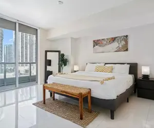 Photo 3 - Modern Icon Brickell By Palermo Home