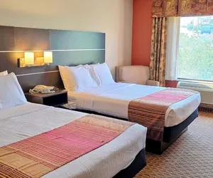 Photo 4 - Grand Plaza Hotel & Conference Center