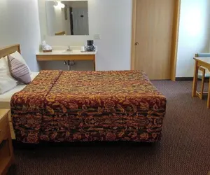 Photo 3 - Guardian Inn