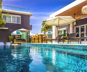 Photo 2 - El Savoy Queen-Pool ResortVibe NearBeach