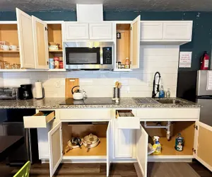 Photo 5 - Budget-friendly Studio in OKC Private Entry 20-3