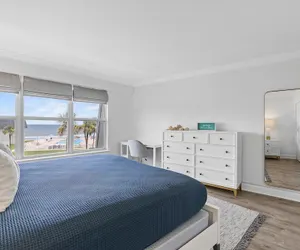 Photo 3 - Surfside 219