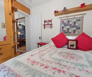 Photo 5 - Cozy Bear Cottage