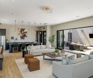 Photo 2 - Arts District Apartments By Landing