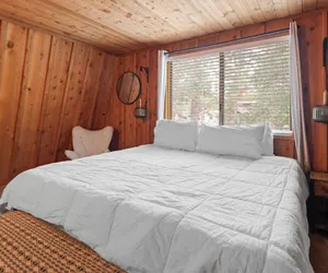 Photo 2 - Green Leaf Lodge
