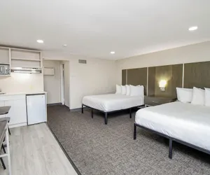 Photo 5 - Settle Inn