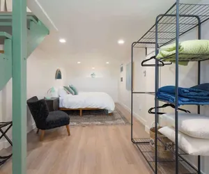 Photo 4 - Modern 1-br Apartment Close to Downtown Vibes