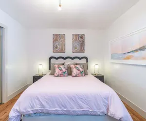 Photo 5 - The Deco Retreat - UNR - Pet Friendly