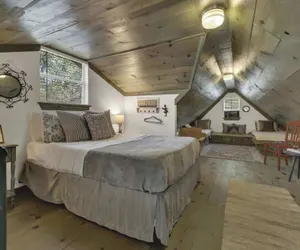 Photo 4 - Cactus Flower Lodge-20 min to Downtown-starlit Sky Views