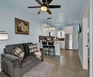 Photo 2 - Cozy Casita With Hot Tub Six Minutes From Main Street