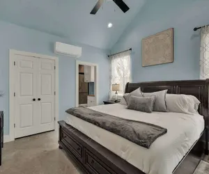 Photo 4 - Cozy Casita With Hot Tub Six Minutes From Main Street