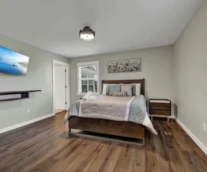 Photo 5 - Family-friendly Hill Country Retreat Sleeps 11 + Hot Tubs