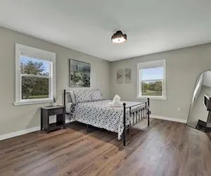 Photo 3 - Family-friendly Hill Country Retreat Sleeps 11 + Hot Tubs