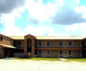 Photo 2 - Southern Comfort Motel